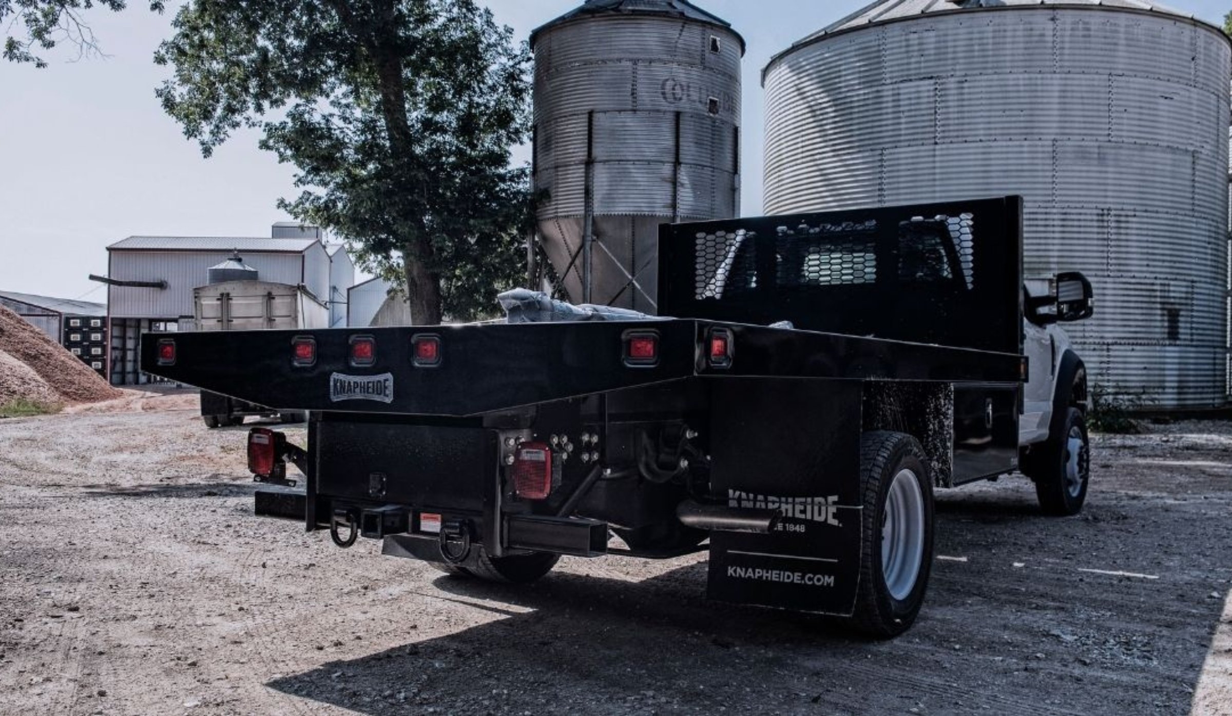 Truck with Knapheide flatbed